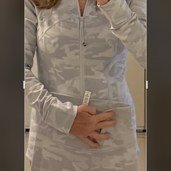 Lululemon  Light Gray Camo Outfit. Leggings and Matching Jacket - Picture 2 of 3